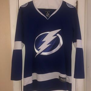 Women’s lightning jersey